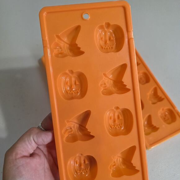 Halloween Ice Cube Tray Pumpkins Bats Lot Of 3 Festive Party Drinks Cute Fun - Picture 3 of 5